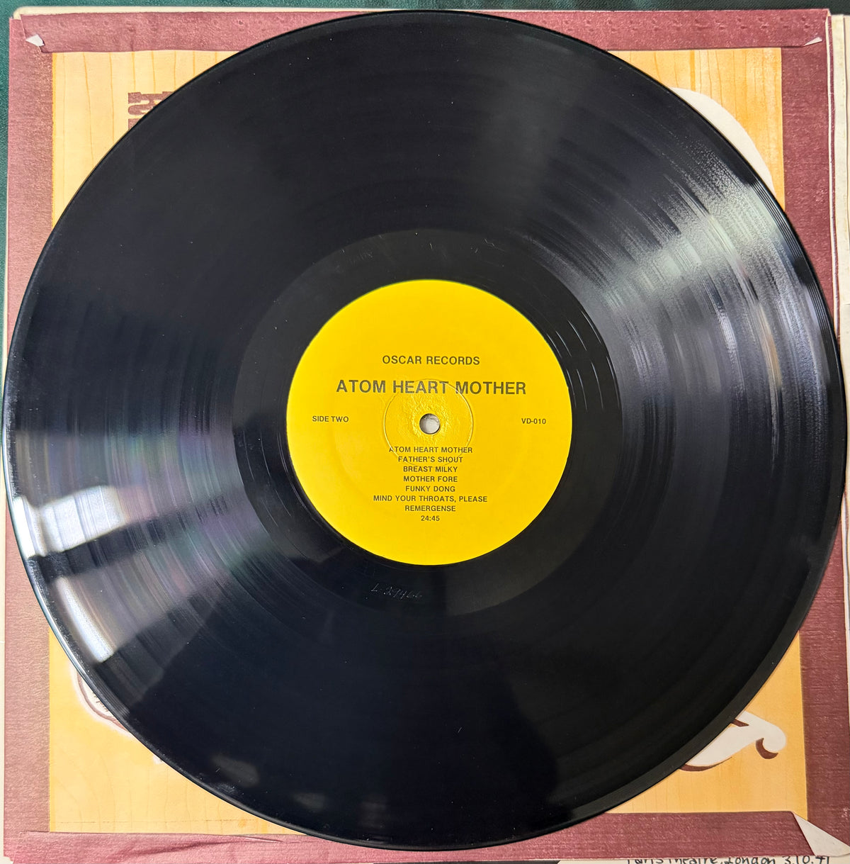 Pink Floyd - Atom Heart Mother Goes On The Road 1980's Boot Live 2LP