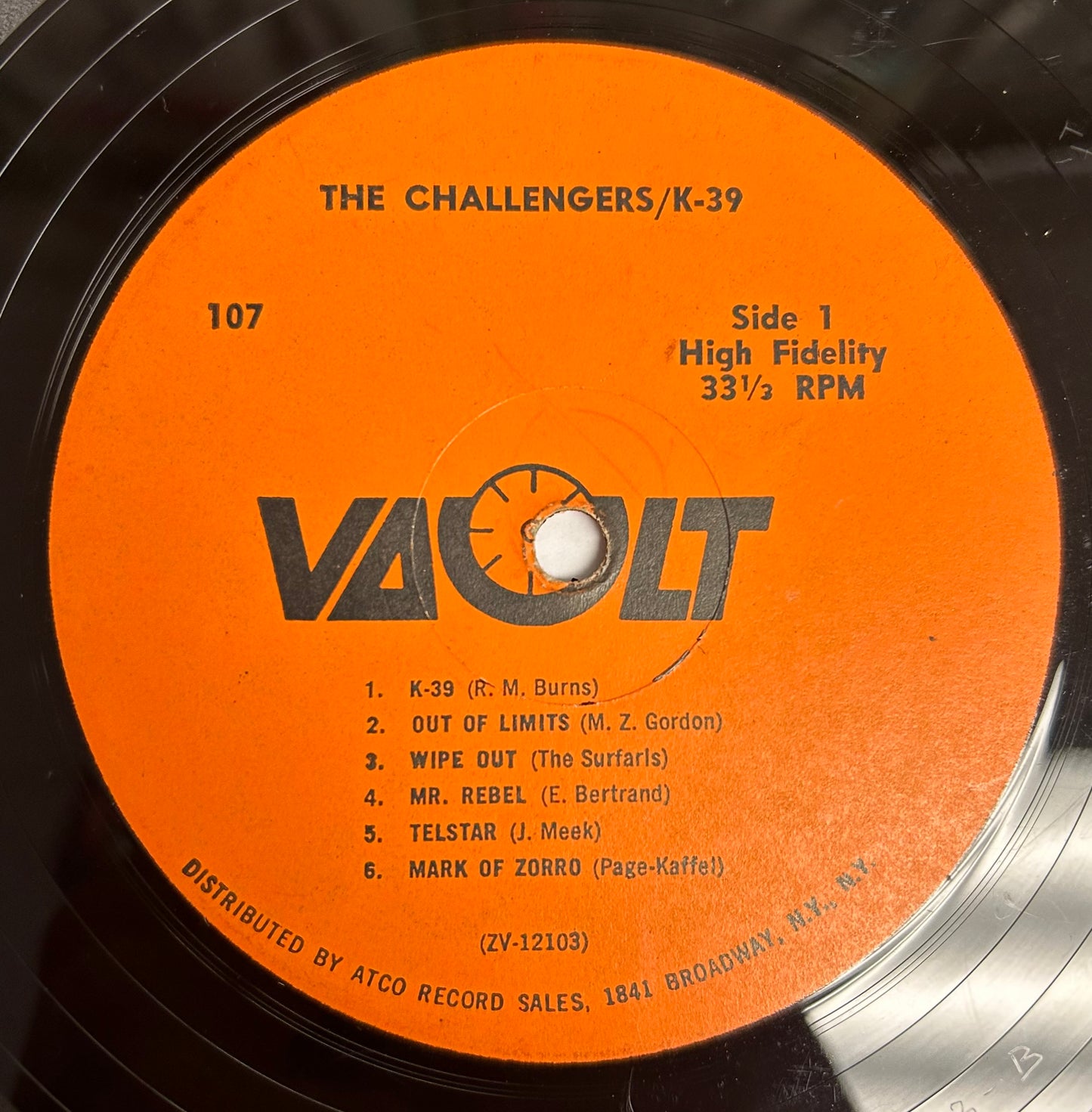 The Challengers - K-39 1st Press 1964 Vault Surf Rock